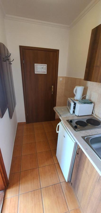 Aqua Oazis Apartman ไฮจ์ดุสโซบอสโล ภายนอก รูปภาพ